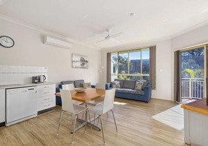 Martys Little Beach No11