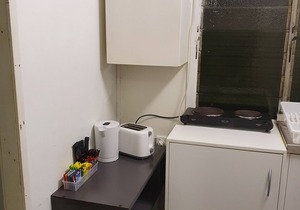 Meyenburg Unit 1 fully self contained, 6 guests, 2 br unit, 1Qb, 1Db, 2 singles
