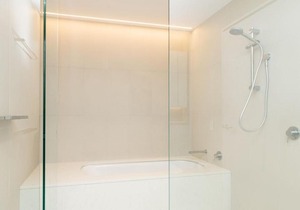Modern 2 Bedroom Apartment in Darling Harbour