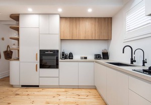 Modern Haven in Vibey Fitzroy Walk to shops