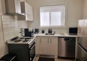 Modern Studio 10mins walk to Wollongong Hospital