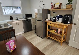 Modern Studio 10mins walk to Wollongong Hospital
