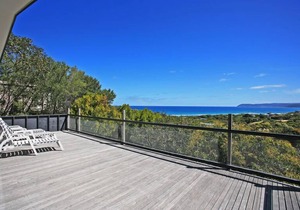 Moggs Magic I Ocean Views I Walk to Beach