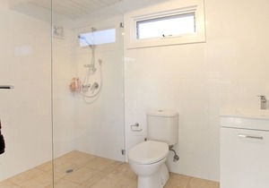 Myola Beach Cottage Newport