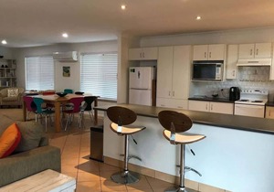 Narrawallee Holiday House
