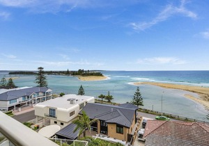 Ocean Views - Unit 29 - The Entrance