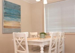 Ocean Views Walk to Malua Beach EV & Pet Friendly