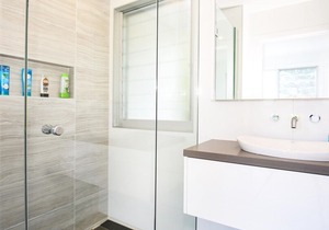 Oceanside - Pet Friendly Absolute Beachfront