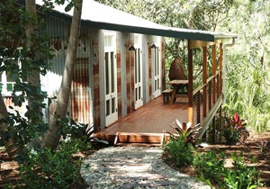 One Love - Byron Bay Hinterland. Fully Furnished. 6 Month Rent Available