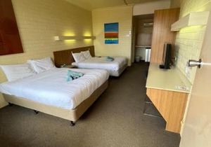 Opal Inn Hotel, Motel, Caravan Park