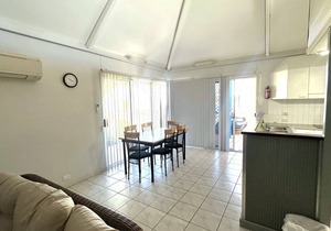 Osprey Holiday Village Unit 108 - Villa with a Pool in the Complex