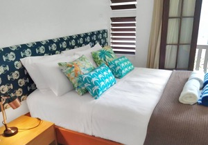 Palm Cove Beach Retreat (1st Floor Apartment)