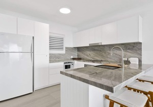 Panoramic ocean views of Sunshine Beach Unit 5 Vista Pacific 12 Bryan Street