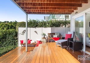 Paradise Cove Holiday Home at Cremorne
