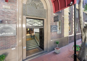 Perfect Pyrmont penthouse with Sydney Tower View