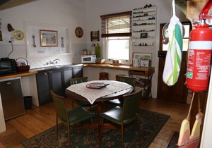 Perkins Place Cottages of Jamieson Victoria