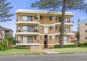 POINTVIEW LODGE, UNIT 1