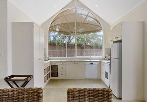 Portsea Hideaway Classic Style
