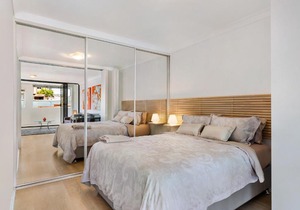 Potts Point Fully Selt-Contained One-Bedroom Apartment (18MAC)