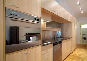Potts Point Large Studio Apartment with Balcony