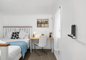 Private Double Room in Riverwood - Sharehouse