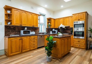 Private Room In Strathfield Guesthouse 3min to Train Station