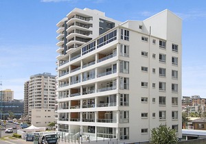 Rainbow Pacific Unit 15 - Beachfront unit a great spot for a family beach holiday with Wi-Fi Inc.