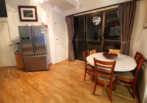 RANDWICK-193SQM-BEACHSIDE-DINNING-SHOPS-TRANSPORT-POOL-SPA-SAUNA-GYM-240SQM YARD