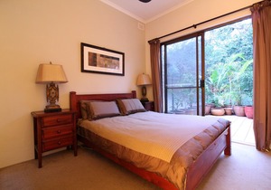 RANDWICK-193SQM-BEACHSIDE-DINNING-SHOPS-TRANSPORT-POOL-SPA-SAUNA-GYM-240SQM YARD