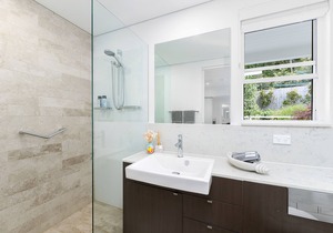 Relax-Inn Austinmer. Luxury detached Guest House.