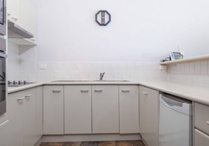 Retreat Beside The Beach - Unit One