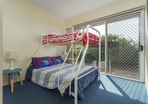 Retreat Beside The Beach - Unit Five