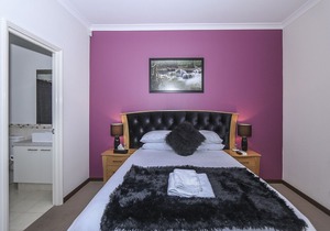 Rose Hotel Clarkson