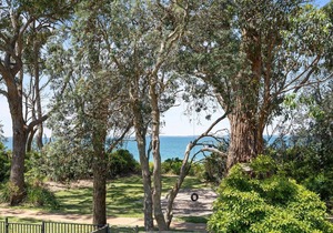 Sabia Beach House 2.0 - Beachfront - Sleeps 6