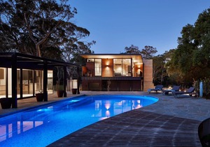 Sand Steps (Heated Pool)