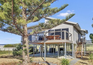 Sea View at Silver Sands - Sitting Pretty with Sea, Hills and Washpool Views