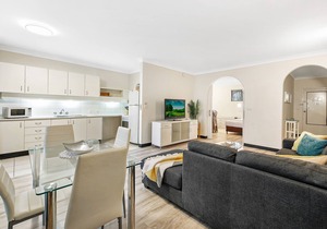 Smugglers On The Beach 1 Bedroom Apartment