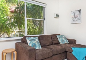 Smugglers Resort-Style Apartments no 9