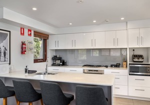 Spacious luxury in the village, gas fire, spa bath, Foxtel, expresso machine, BBQ & private Balcony
