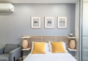 Studio in Crown St - Private Balcony & Aircon