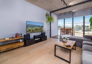 Stunning 1BR Apartment with Water Views