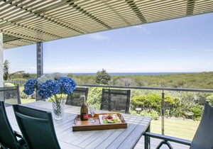Stunning beach house at Magenta