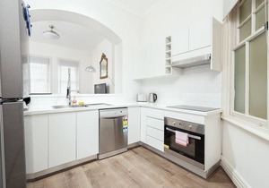 STUNNING SYDNEY HOME 1