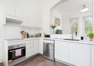 STUNNING SYDNEY HOME 4
