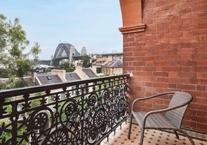 STUNNING SYDNEY HOME 6