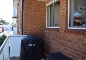 Stylish Modern Apartment in Marrickville