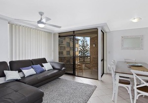 Sundowner Apartment 9