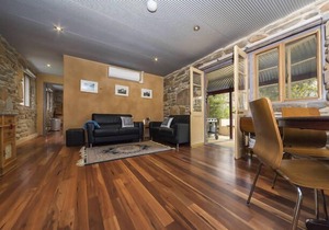 Sunset Cottage at 1860 Wine Country Cottages