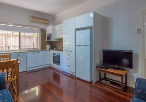 Superior 2-bedroom at Hampton Court Apartments
