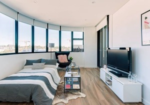 Sydney CBD, Live Like You’re At Home ( Free Parking)